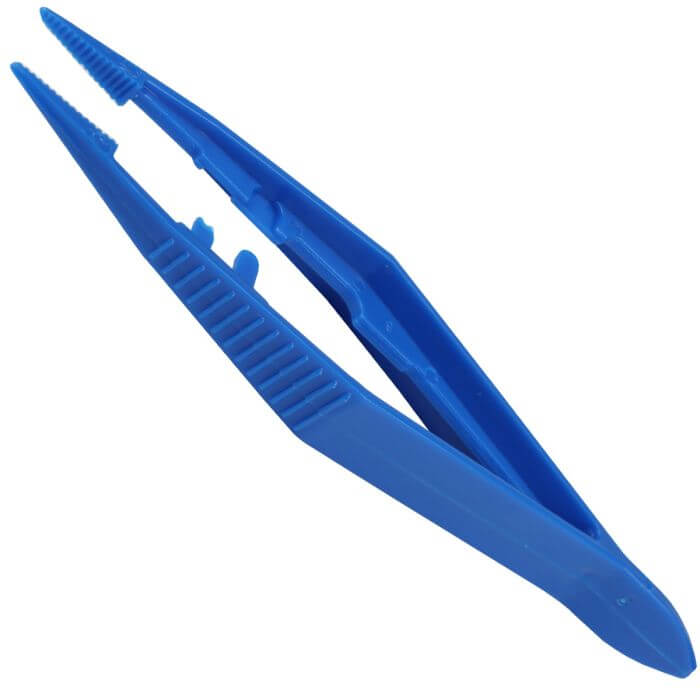 Plastic affordable first aid tweezers for splinters